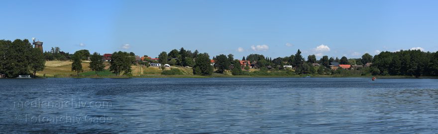 Feldberger Seenlandschaft. Dreetzsee
Feldberger Seenlandschaft. Dreetzsee
Schlüsselwörter: Feldberger Seenlandschaft;Dreetzsee;Mecklenburg-Vorpommern
