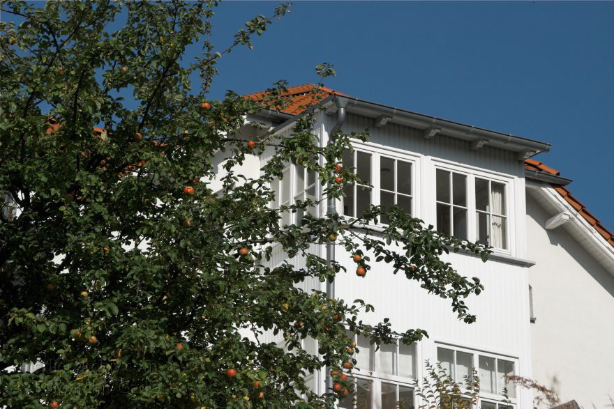Insel Rügen. Sellin.
27. 9. 2009. Mecklenburg-Vorpommern. Insel Rügen. Klassische Bäderarchitektur im Seebad Sellin. Pompöse Pensionen
Schlüsselwörter: Deutschland;Germany;Insel;Mecklenburg-Vorpommern;Mecklenburg-Western Pomerania;Meckpom;Meckpomm;Mekelnborg-Vörpommern;Pensionen;Rügen;Sellin;2009;Villen