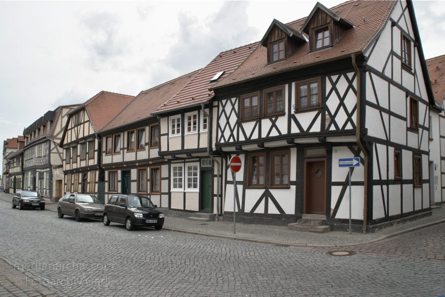 Sachsen-Anhalt. Tangermünde.
23. 7. 2009. Sachsen-Anhalt. Tangermünde. Kleinstadt an der Elbe in der Altmark. Altstadt mit Fachwerkhäusern. Kirchstraße
Schlüsselwörter: Altmark;Deutschland;Germany;Sachsen-Anhalt;2009;Tangermünde