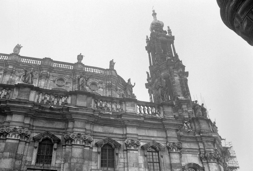 Sachsen. Dresden
15. 5. 1996. Sachsen. Dresden
Schlüsselwörter: Deutschland;Dresden;Germany;1996;Sachsen