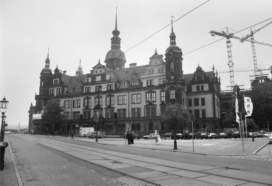 Sachsen. Dresden
15. 5. 1996. Sachsen. Dresden
Schlüsselwörter: Deutschland;Dresden;Germany;1996;Sachsen
