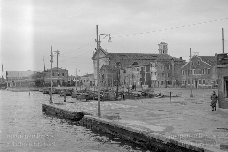 1950er. Italien. Provinz Venedig. Region Venetien
1950er. Italien. Provinz Venedig. Region Venetien - Italia. Venezia - Italy. Venice
Schlüsselwörter: 1950er;Italia;Italien;Italy;Venedig;Venetien;Venezia;Venice