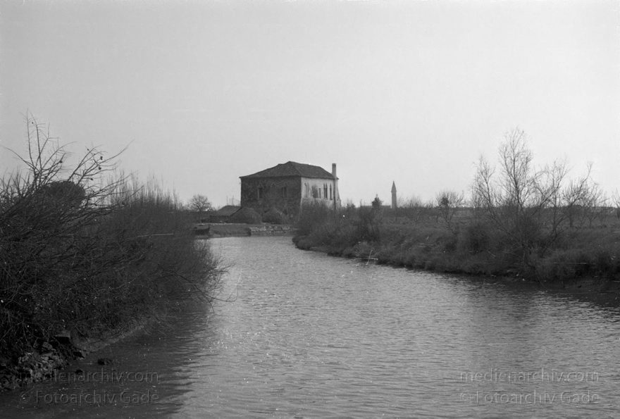 1950er. Italien. Provinz Venedig. Region Venetien. Torcello
1950er. Italien. Provinz Venedig. Region Venetien - Italia. Venezia - Italy. Venice. Lagune. Torcello
Schlüsselwörter: 1950er;Italia;Italien;Italy;Torcello;Venedig;Venetien;Venezia;Venice