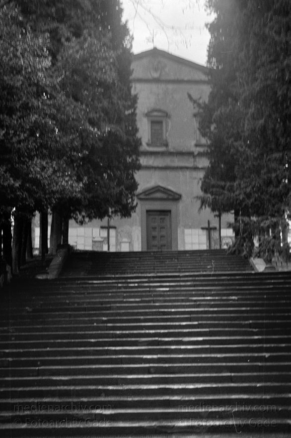 1950er. Italien. Toskana. Florenz
1950er. Italien. Toskana. Florenz. Italia. Toscana. Firenze. Italy. Tuscany. Florence
Schlüsselwörter: 1950er;Firenze;Florence;Florenz;Italia;Italien;Italy;Toscana;Toskana;Tuscany