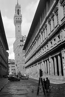 Dateiname=Italy-Florenz-1950er-113.jpg
Dateigröße=203KB
Abmessungen: 586x880
hinzugefügt am: 05. Januar 2016 Italy-Florenz-1950er-113.jpg