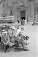 Dateiname=Italy-Florenz-1950er-149.jpg
Dateigröße=161KB
Abmessungen: 586x880
hinzugefügt am: 05. Januar 2016 Italy-Florenz-1950er-149.jpg