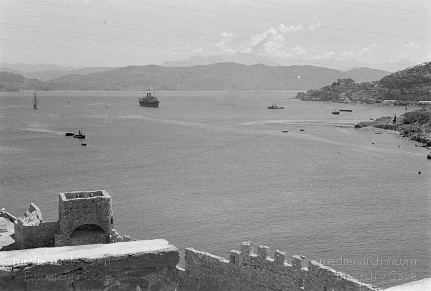 1931. Italien. Ligurien. La Spezia
1931. Italien. Ligurien. La Spezia - Italy. Italian
Schlüsselwörter: 1931;Italia;Italien;Italy;La Spezia;Ligurien;Mittelmeer