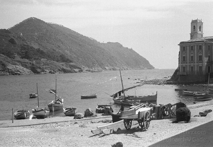 1931. Italien. Ligurien. La Spezia
1931. Italien. Ligurien. La Spezia - Italy. Italian
Schlüsselwörter: 1931;Italia;Italien;Italy;La Spezia;Ligurien;Mittelmeer