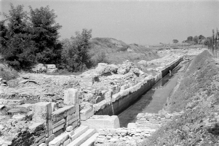 Italien. Grado und Aquileia
Italien. Grado und Aquileia - Italy. Italia. Grado e Aquileia
Schlüsselwörter: Aquileia;Grado e Aquileia;Grado-Aquilya;Istrien;Italia;Italien;Italy;Kroatien