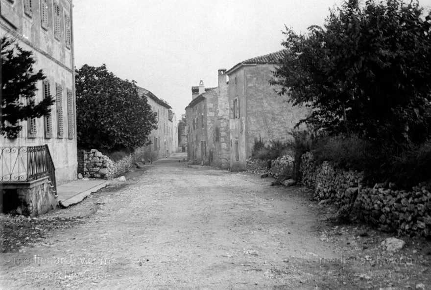 Italien. Grado und Aquileia
Italien. Grado und Aquileia - Italy. Italia. Grado e Aquileia
Schlüsselwörter: Aquileia;Grado e Aquileia;Grado-Aquilya;Istrien;Italia;Italien;Italy;Kroatien