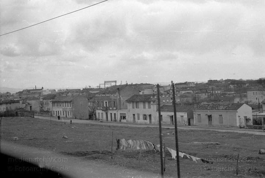 1950er. Italien. Provinz: Görz Region: Friaul-Julisch Venetien. Grado.
1950er. Italien. Provinz: Görz Region: Friaul-Julisch Venetien. Grado.
Schlüsselwörter: 1950er;Friaul-Julisch Venetien;Friuli-Venezia Giulia;Gorizia;Grado;Görz;Italia;Italien;Italy