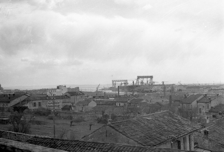 1950er. Italien. Provinz: Görz Region: Friaul-Julisch Venetien. Grado.
1950er. Italien. Provinz: Görz Region: Friaul-Julisch Venetien. Grado.
Schlüsselwörter: 1950er;Friaul-Julisch Venetien;Friuli-Venezia Giulia;Gorizia;Grado;Görz;Italia;Italien;Italy