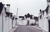 Dateiname=Italy-Alborello-196x-123.jpg
Dateigröße=186KB
Abmessungen: 880x568
hinzugefügt am: 05. Januar 2016 Italy-Alborello-196x-123.jpg