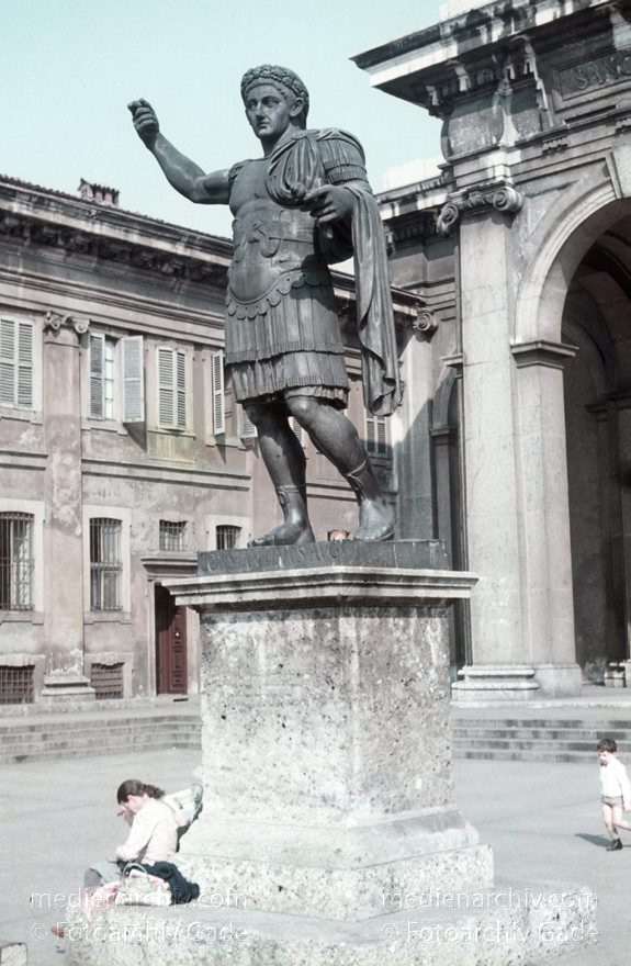 1960er. Italien
1960er. Italien. -  Italy  - Italia
Schlüsselwörter: 1960er;Italia;Italien;Italy