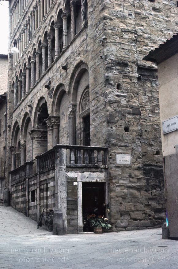 1960. Italien. Arezzo.
1960. Italien. Arezzo.
Schlüsselwörter: 1960;Arezzo;Italien