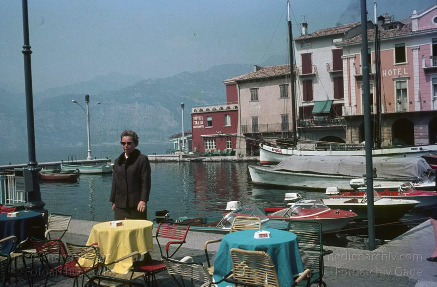 1968. Italien. Garda. Boote am Ufer
1968. Italien. Garda. Boote am Ufer
Schlüsselwörter: 1968;Boote;Garda;Italia;Italien;Italy