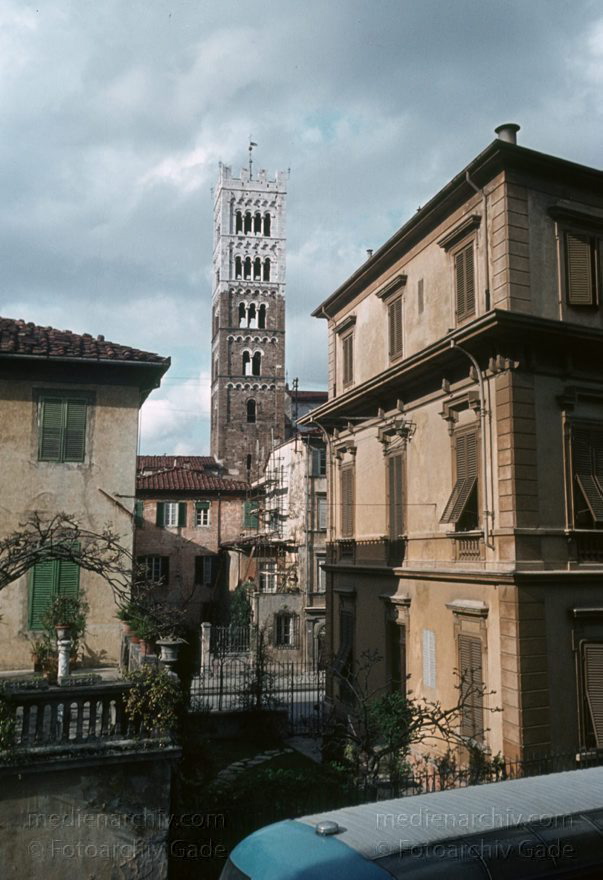 1968. Italien. Toskana. Lucca
1968. Italien. Toskana. Lucca
Schlüsselwörter: 1968;Lucca;Toskana;Tuscany