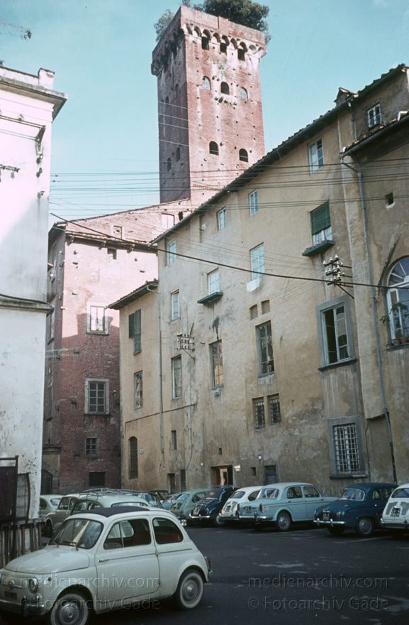 1968. Italien. Toskana. Lucca
1968. Italien. Toskana. Lucca
Schlüsselwörter: 1968;Lucca;Toskana;Tuscany