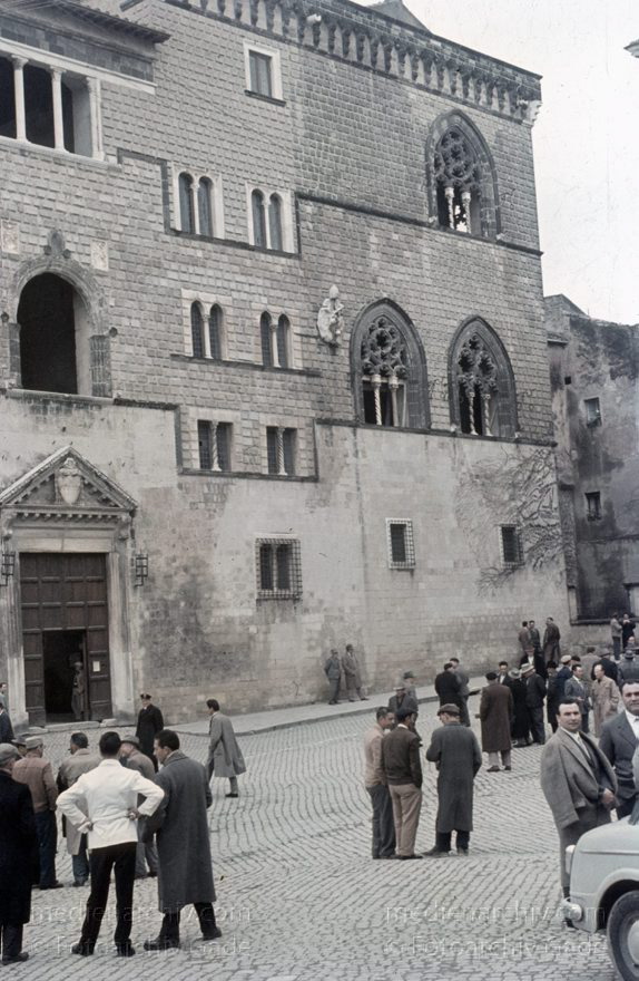 um 1960. Italien. Latium. Viterbo . Tarquinia. Italy. Italia
um 1960. Italien. Latium. Viterbo . Tarquinia. Italy. Italia
Schlüsselwörter: 1960;Italia;Italien;Italy;Latium;Tarquinia;Viterbo