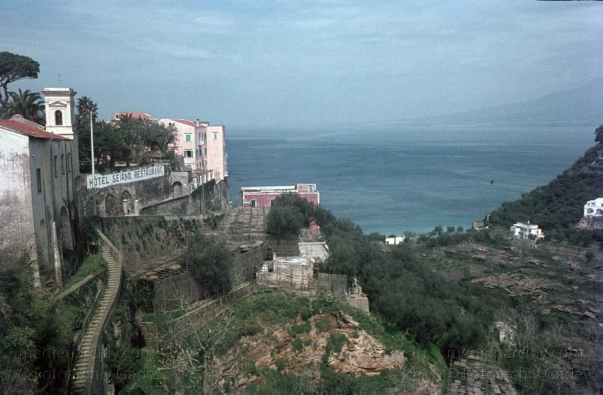 1960. Italien. Vico
1960. Italien. Vico
Schlüsselwörter: 1960;Italia;Italien;Italy;Küste;Mittelmeer;Vico