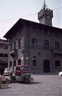 Italy-Florenz-196x-100.jpg