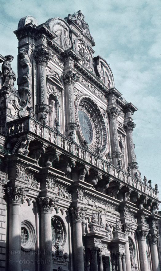 um 1960. Italien. Apulien. Lecce - Italy. Apulia - Italia. Puglia
um 1960. Italien. Apulien. Lecce - Italy. Apulia - Italia. Puglia
Schlüsselwörter: 1960;Apulien;Italia;Italien;Italy;Lecce;Puglia