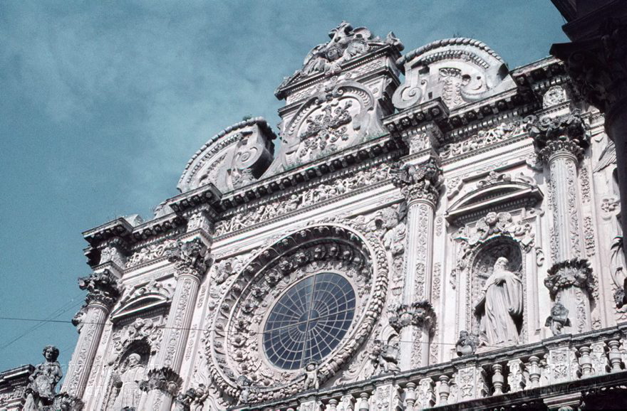 um 1960. Italien. Apulien. Lecce - Italy. Apulia - Italia. Puglia
um 1960. Italien. Apulien. Lecce - Italy. Apulia - Italia. Puglia
Schlüsselwörter: 1960;Apulien;Italia;Italien;Italy;Lecce;Puglia