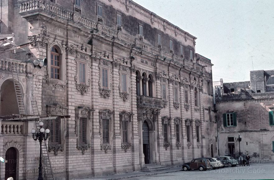 um 1960. Italien. Apulien. Lecce - Italy. Apulia - Italia. Puglia
um 1960. Italien. Apulien. Lecce - Italy. Apulia - Italia. Puglia
Schlüsselwörter: 1960;Apulien;Italia;Italien;Italy;Lecce;Puglia