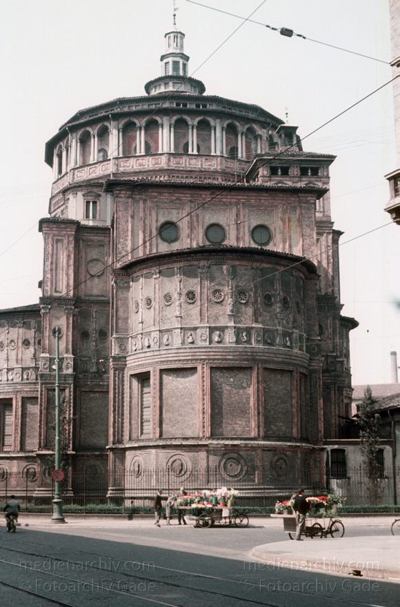 1959. Italien. Lombardei. Mailand
1959. Italien. Lombardei. Mailand.  Italy. Lombardy. Milan. Italia. Lombardia. Milan
Schlüsselwörter: 1959;Italia;Italy;Lombardei;Lombardy;Milan
