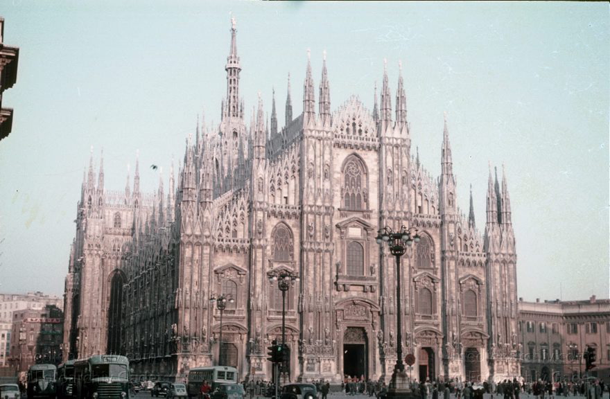 1959. Italien. Lombardei. Mailand
1959. Italien. Lombardei. Mailand.  Italy. Lombardy. Milan. Italia. Lombardia. Milan. Mailänder Dom. Duomo di Santa Maria Nascente
Schlüsselwörter: 1959;Dom;Duomo di Santa Maria Nascente;Italia;Italy;Lombardei;Lombardy;Mailand;Mailänder Dom;Milan;Milano