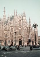Italy-MailandDom-1959-72.jpg