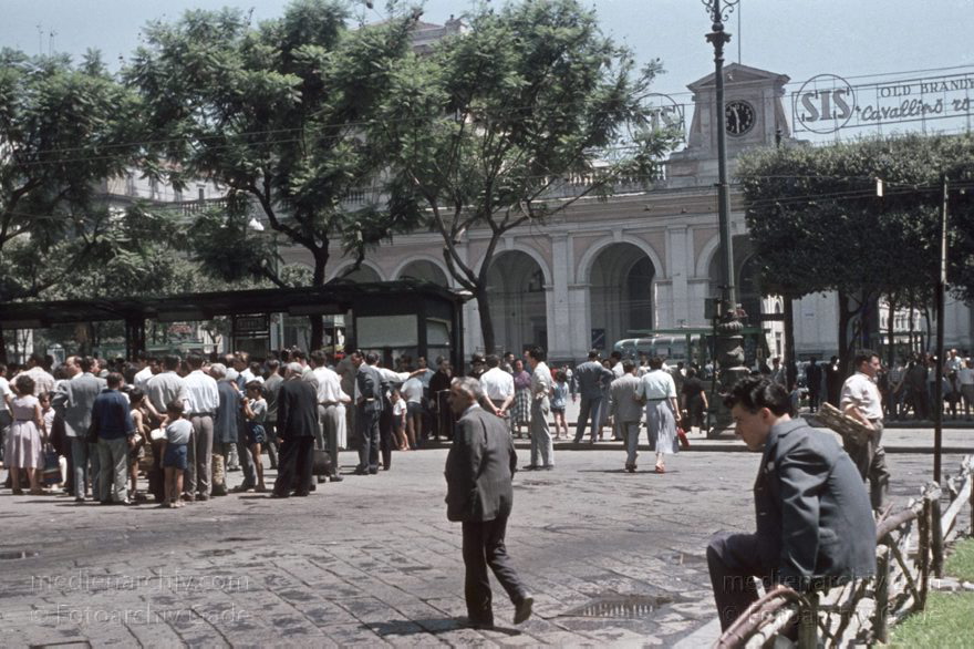 1955. Italien. Neapel. -  Italy. Naples -  Italia. Napoli
1955. Italien. Provinz Neapel. Region Kampanien. Neapel. -  Italy. Naples -  Italia. Campania. Napoli
Schlüsselwörter: 1955;Campania;Italia;Italien;Italy;Kampanien;Naples;Napoli;Neapel