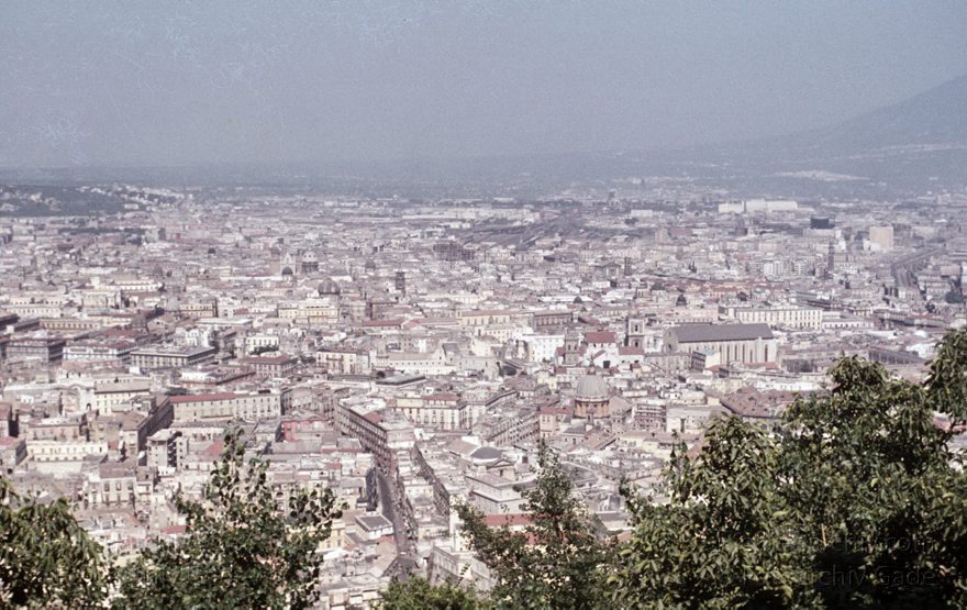 1962. Italien. Neapel. -  Italy. Naples -  Italia. Napoli
1962. Italien. Provinz Neapel. Region Kampanien. Neapel. -  Italy. Naples -  Italia. Campania. Napoli
Schlüsselwörter: 1962;Campania;Italia;Italien;Italy;Kampanien;Naples;Napoli;Neapel