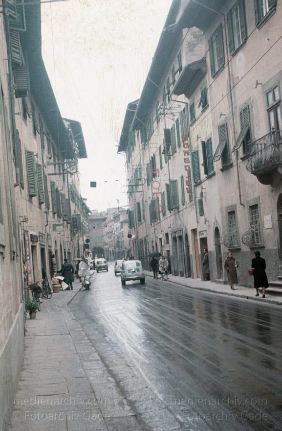 1968. Italien. Toskana. Pisa
1968. Italien. Toskana. Pisa. Italia. Toscana.  Italy. Tuscany
Schlüsselwörter: 1968;Italia;Italien;Italy;Pisa;Toscana;Toskana;Tuscany
