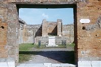 Dateiname=Italy-Pompeji1973-13.jpg
Dateigröße=278KB
Abmessungen: 880x577
hinzugefügt am: 05. Januar 2016 Italy-Pompeji1973-13.jpg