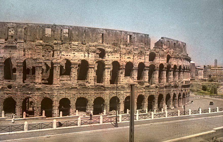 1933. Italien. Latium. Rom
1933. Italien. Latium. Rom. -  Italy. Lazio. Rome  - Italia. Lazio. Roma.  Koloriertes Schwarzweissdia.
Schlüsselwörter: 1933;Italia;Italien;Italy;Latium;Lazio;Rom;Roma