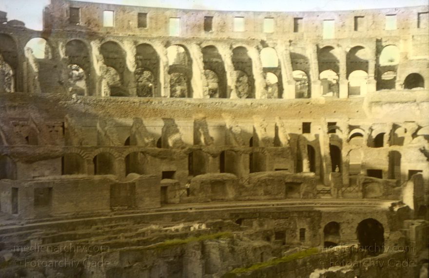 1933. Italien. Latium. Rom
1933. Italien. Latium. Rom. -  Italy. Lazio. Rome  - Italia. Lazio. Roma.  Koloriertes Schwarzweissdia.
Schlüsselwörter: 1933;Italia;Italien;Italy;Latium;Lazio;Rom;Roma
