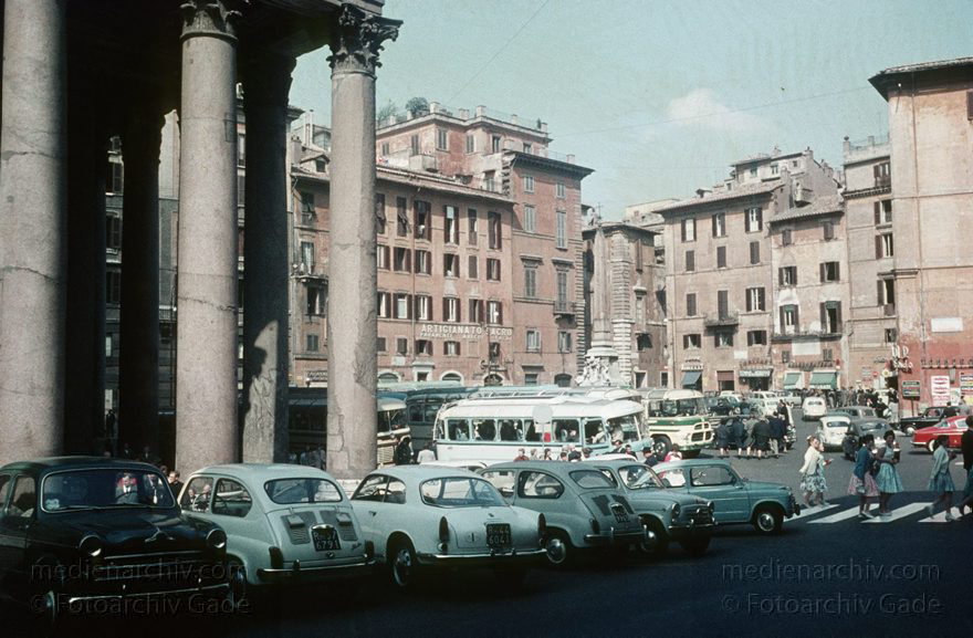 1960. Italien. Latium. Rom
1960. Italien. Latium. Rom. -  Italy. Lazio. Rome  - Italia. Lazio. Roma
Schlüsselwörter: 1960;Italia;Italien;Italy;Latium;Lazio;Rom;Roma