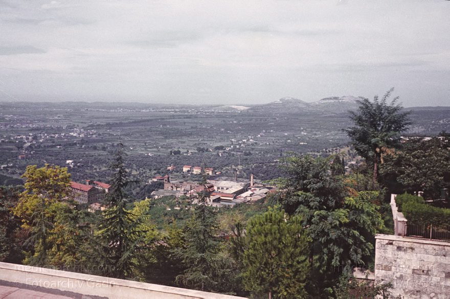 1965. Italien. Latium. Rom
1965. Italien. Latium. Rom. -  Italy. Lazio. Rome  - Italia. Lazio. Roma
Schlüsselwörter: 1965;Italia;Italien;Italy;Latium;Lazio;Rom;Roma