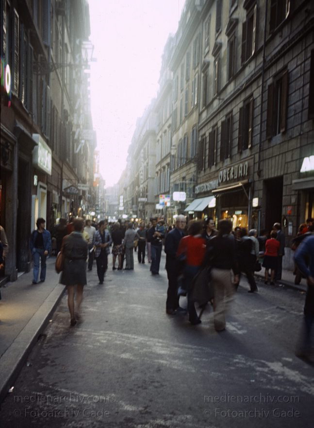 1965. Italien. Latium. Rom
1965. Italien. Latium. Rom. -  Italy. Lazio. Rome  - Italia. Lazio. Roma
Schlüsselwörter: 1965;Italia;Italien;Italy;Latium;Lazio;Rom;Roma
