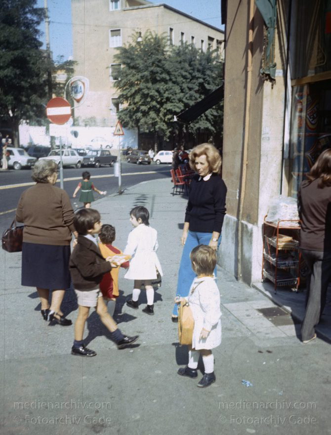 1965. Italien. Latium. Rom
1965. Italien. Latium. Rom. -  Italy. Lazio. Rome  - Italia. Lazio. Roma
Schlüsselwörter: 1965;Italia;Italien;Italy;Latium;Lazio;Rom;Roma