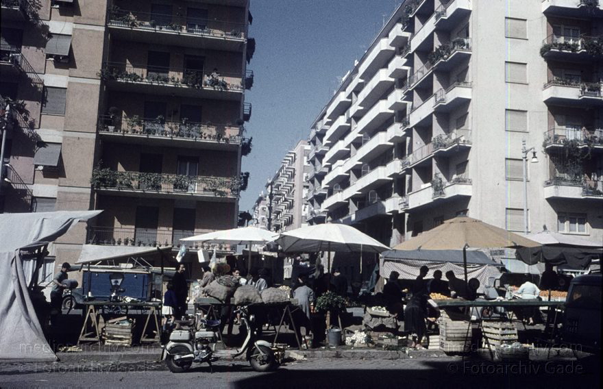 1960er. Italien. Latium. Rom
1960er. Italien. Latium. Rom. -  Italy. Lazio. Rome  - Italia. Lazio. Roma
Schlüsselwörter: 1960er;Italia;Italien;Italy;Latium;Lazio;Rom;Roma