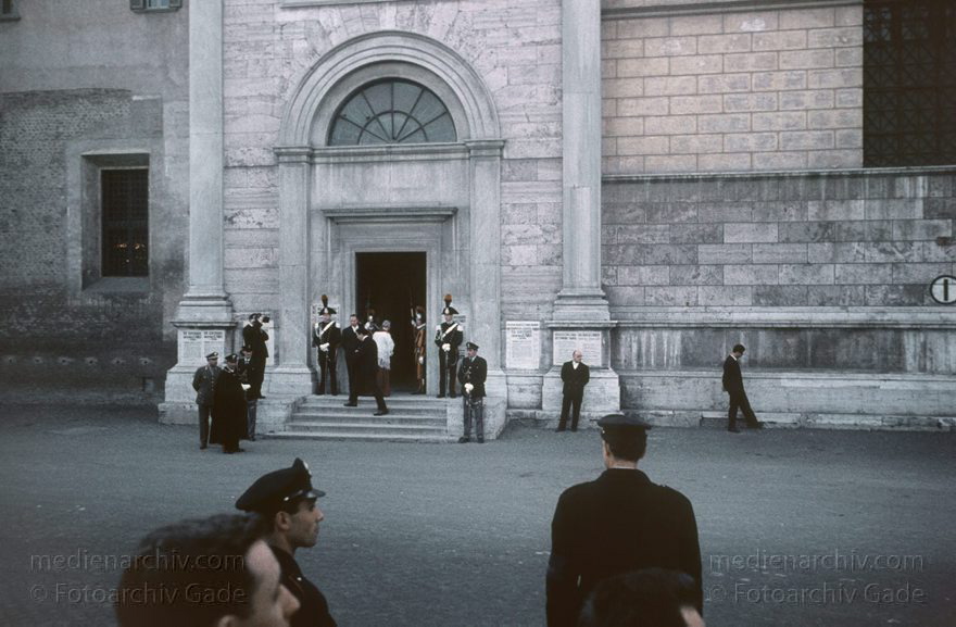 1960er. Italien. Latium. Rom
1960er. Italien. Latium. Rom. -  Italy. Lazio. Rome  - Italia. Lazio. Roma. San Paolo
Schlüsselwörter: 1960er;Italia;Italien;Italy;Latium;Lazio;Rom;Roma;S. Paolo;San Paolo