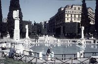 Italy-Rom-196x-222.jpg