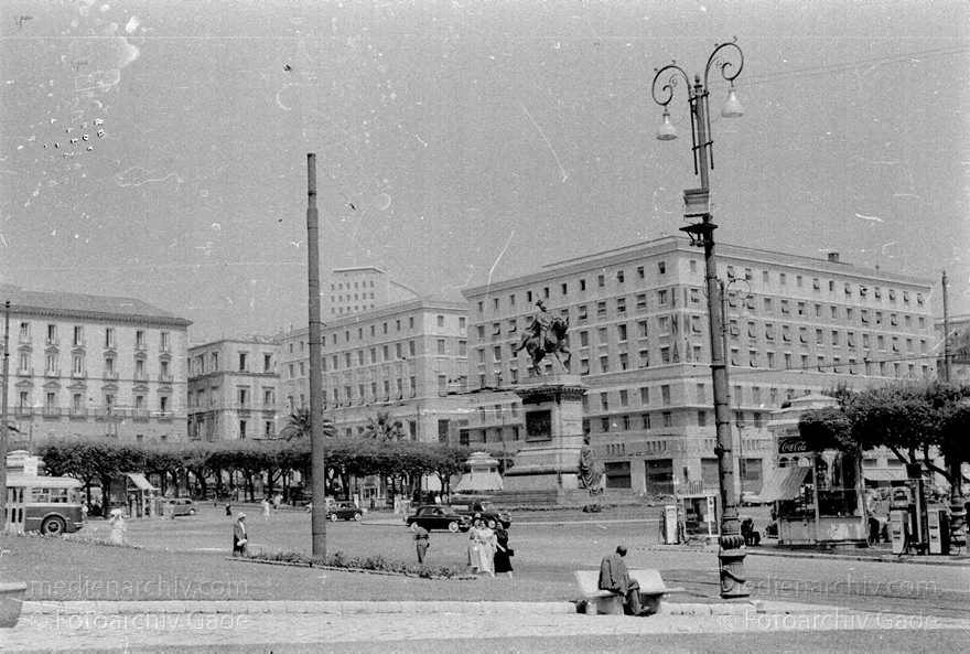 1955. Italien. Neapel. -  Italy. Naples -  Italia. Napoli
1955. Italien. Provinz Neapel. Region Kampanien. Neapel. -  Italy. Naples -  Italia. Campania. Napoli
Schlüsselwörter: 1955;Campania;Italia;Italien;Italy;Kampanien;Naples;Napoli;Neapel