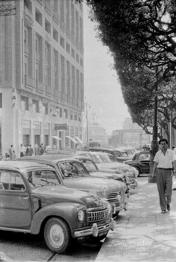 1955. Italien. Neapel. -  Italy. Naples -  Italia. Napoli
1955. Italien. Provinz Neapel. Region Kampanien. Neapel. -  Italy. Naples -  Italia. Campania. Napoli
Schlüsselwörter: 1955;Campania;Italia;Italien;Italy;Kampanien;Naples;Napoli;Neapel