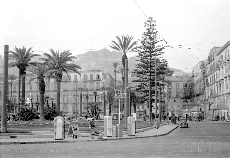 1955. Italien. Neapel. -  Italy. Naples -  Italia. Napoli
1955. Italien. Provinz Neapel. Region Kampanien. Neapel. -  Italy. Naples -  Italia. Campania. Napoli
Schlüsselwörter: 1955;Campania;Italia;Italien;Italy;Kampanien;Naples;Napoli;Neapel