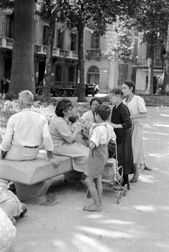1955. Italien. Neapel. -  Italy. Naples -  Italia. Napoli
1955. Italien. Provinz Neapel. Region Kampanien. Neapel. -  Italy. Naples -  Italia. Campania. Napoli
Schlüsselwörter: 1955;Campania;Italia;Italien;Italy;Kampanien;Naples;Napoli;Neapel