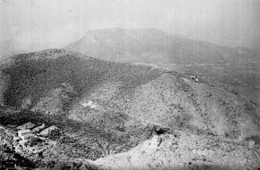 1955. Italien. Sizilien. Palermo
1955. Italien. Sizilien. Palermo
Schlüsselwörter: 1955;Italia;Italien;Italy;Palermo;Sizilien