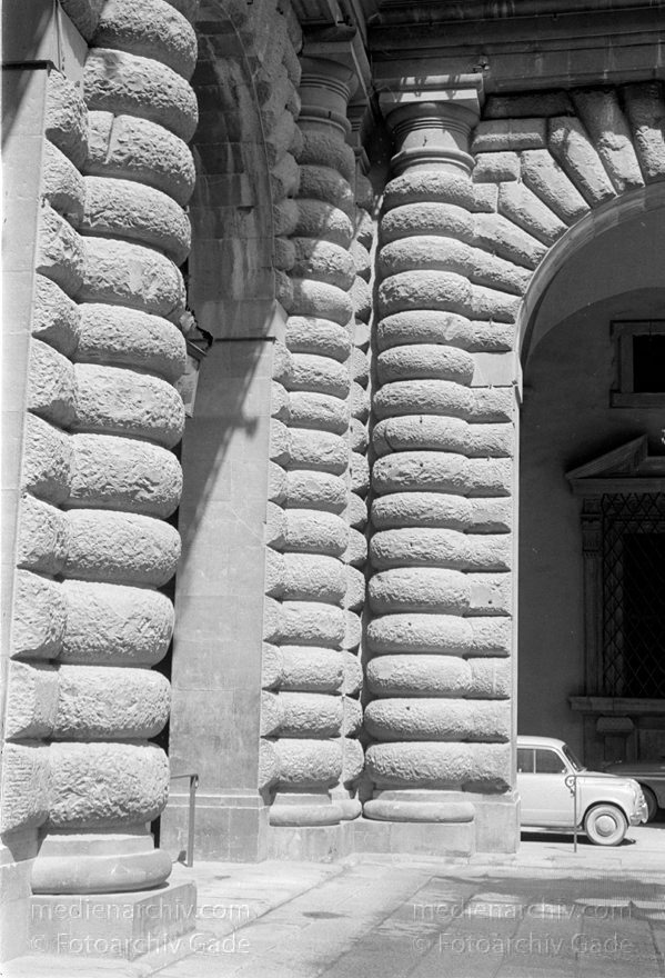 1950er. Italien. Provinz Perugia. Region Umbrien. Perugia
1950er. Italien. Provinz Perugia. Region Umbrien. Perugia. -  Italy. Perugia
Schlüsselwörter: 1950er;Italia;Italien;Italy;Perugia;Umbrien